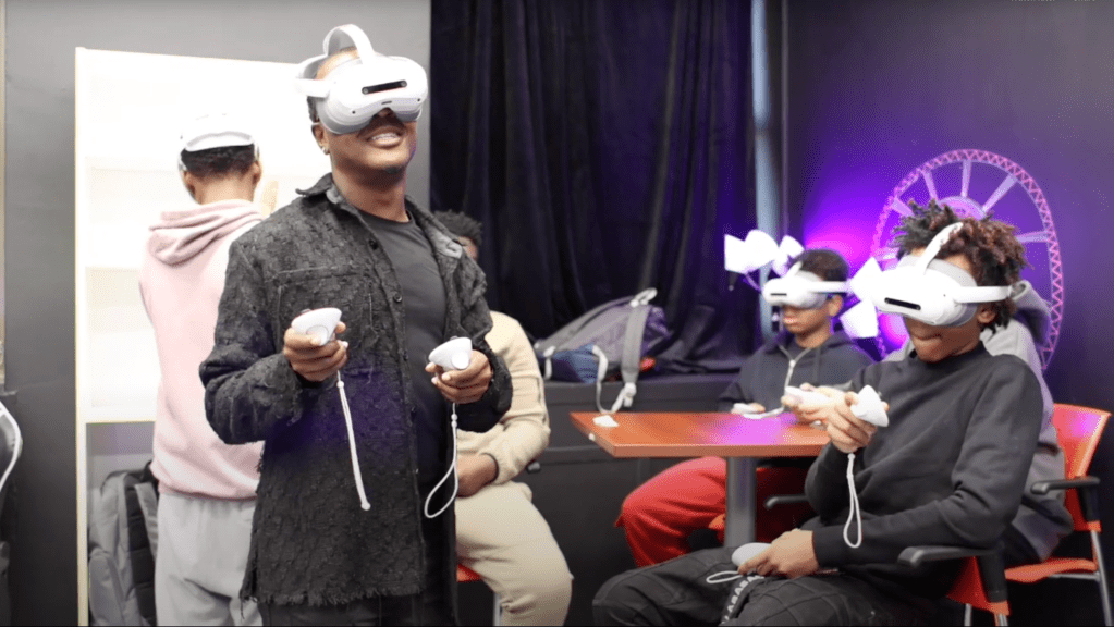 teacher and students using VR 